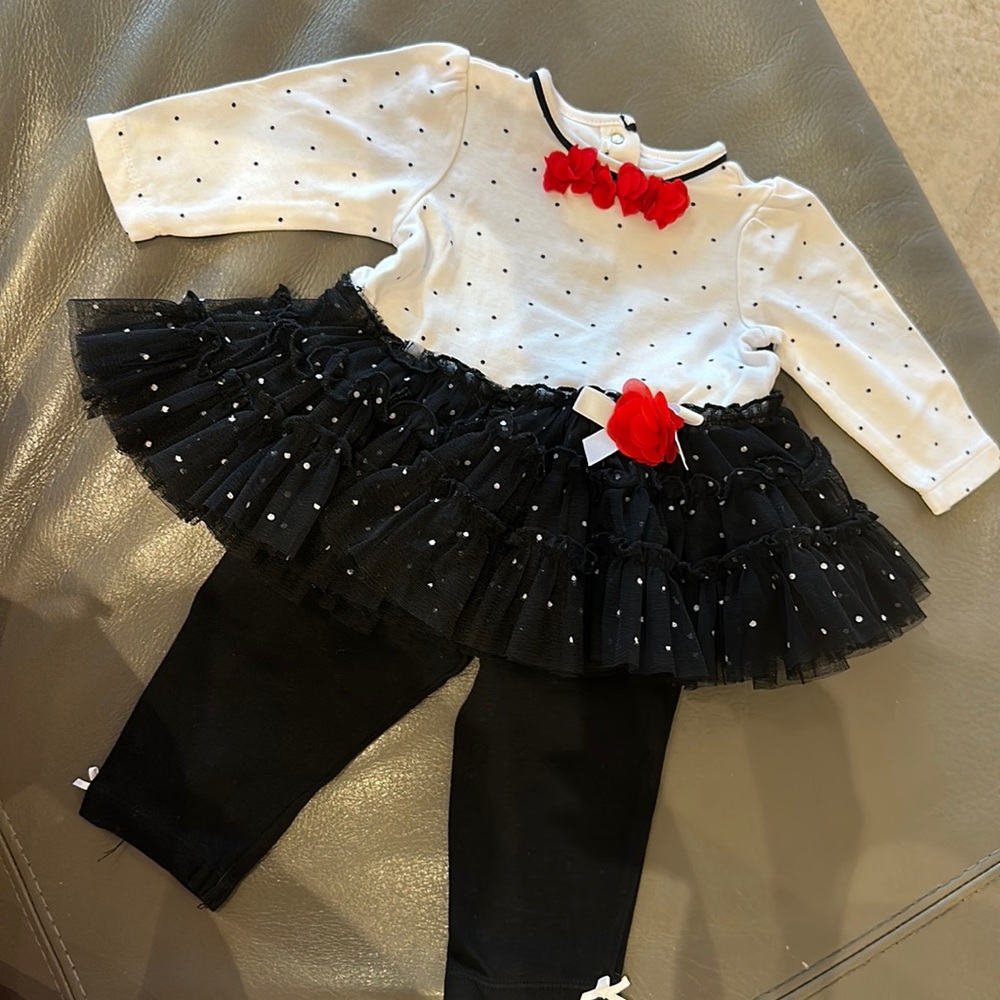 Little me black and white tutu leggings and top set